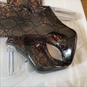 WILD DIVA SNAKE MOTIF PVC BOOTS.  NEW.